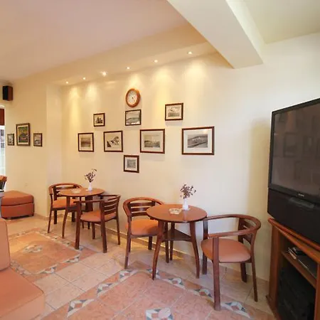 Hotel Dionysis 2*
