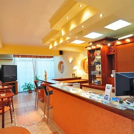 Dionysis Hotel Adamantas (Milos)